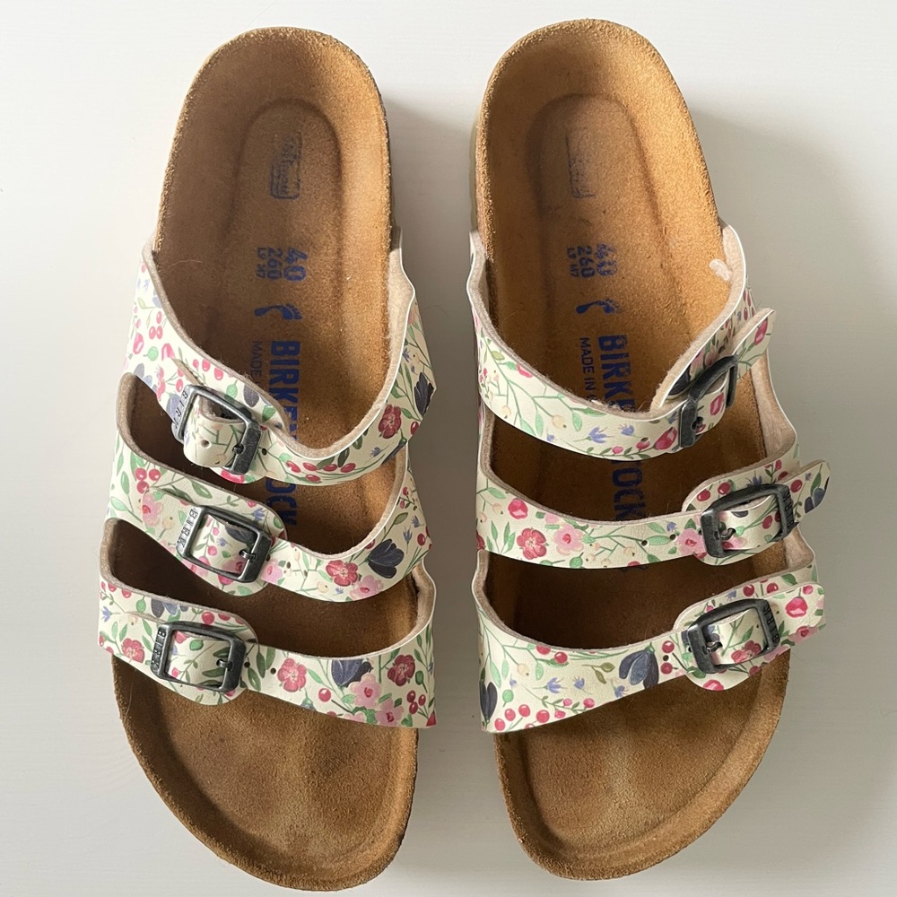 Birkenstock, womens size 9, wide width
